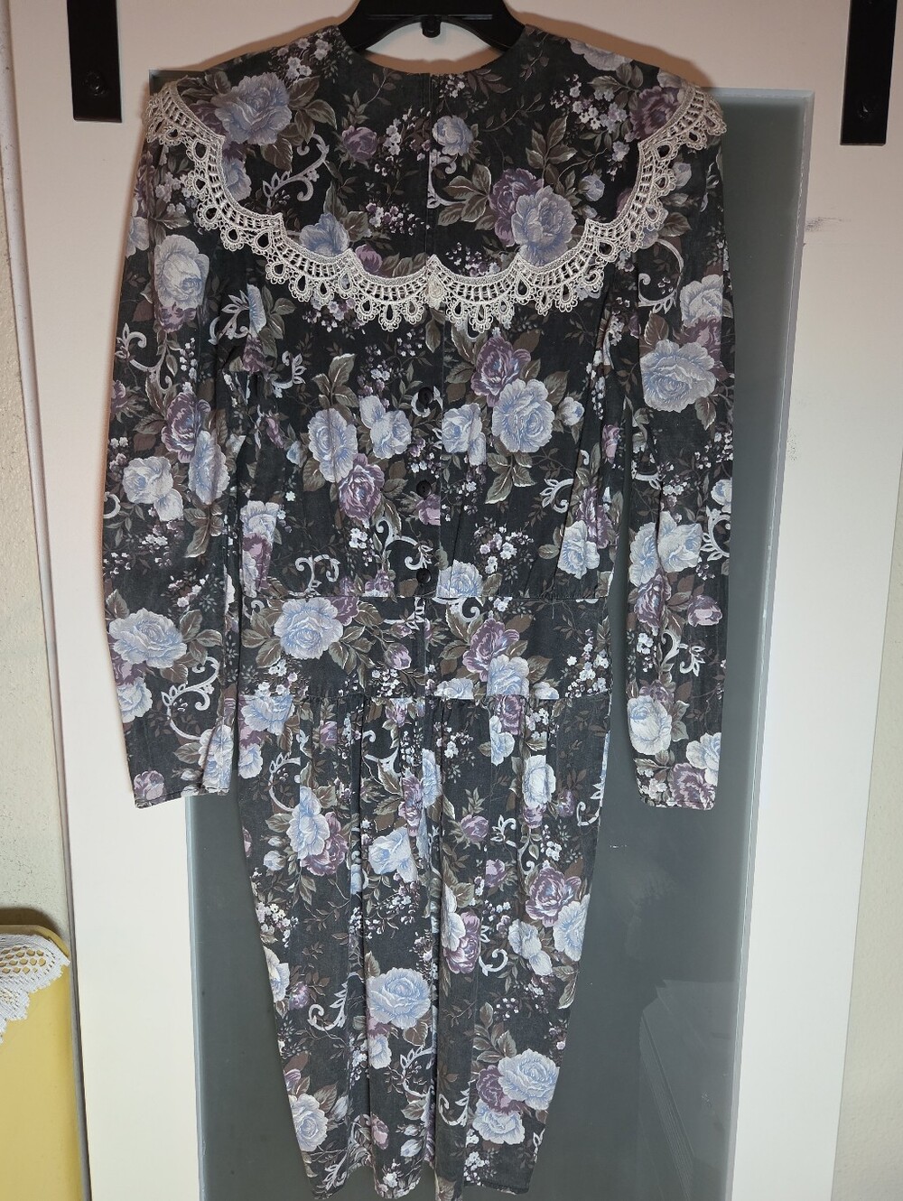 Vintage 1980s Gunne Sax by Jessica McClintock Dark Floral Midi Dress Cottagecore